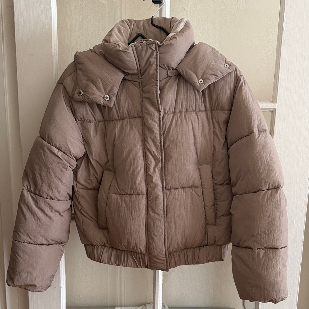 Abercrombie & Fitch Beige Puffer Jacket